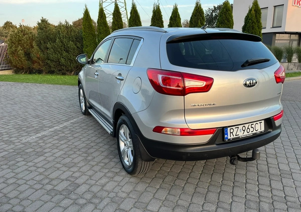 Kia Sportage cena 49900 przebieg: 198583, rok produkcji 2013 z Rzeszów małe 137